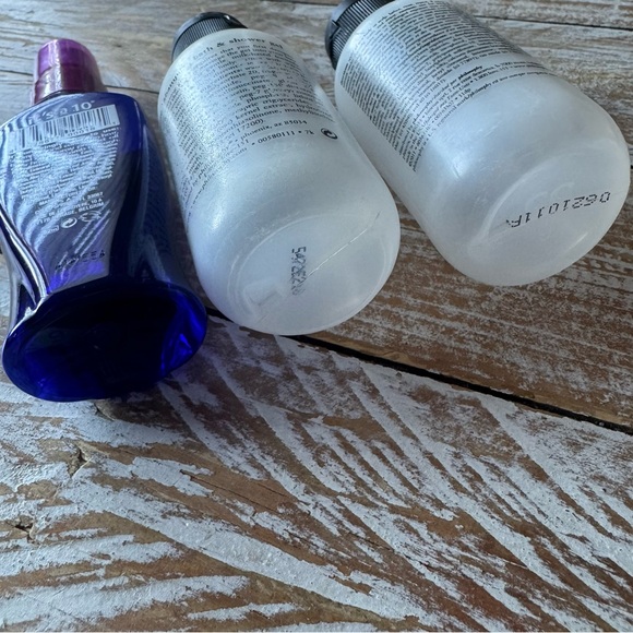 🧴3 Travel-Size Mini Bottles ~ Empty & Reusable - Picture 3 of 6